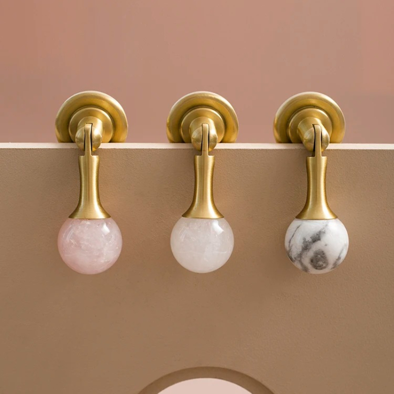 Biała Kryształowa Kula + Mosię – Furniture Hardware Drop Pulls recenzja i cena